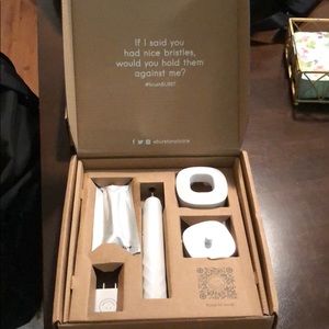 Burst White Toothbrush